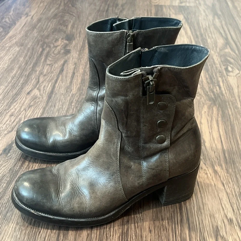 Alberto Fermani limited Edition Boots Distressed Brown Size 40 Made In Italy